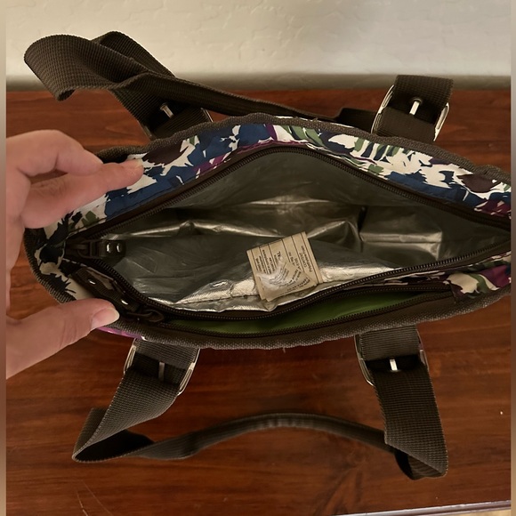 Designer Cooler Lunch Bag - Picture 4 of 4